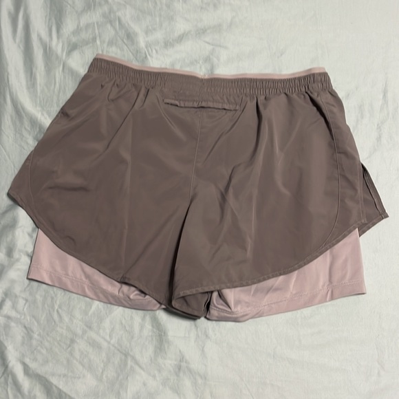 Nike Running Shorts - Picture 4 of 4